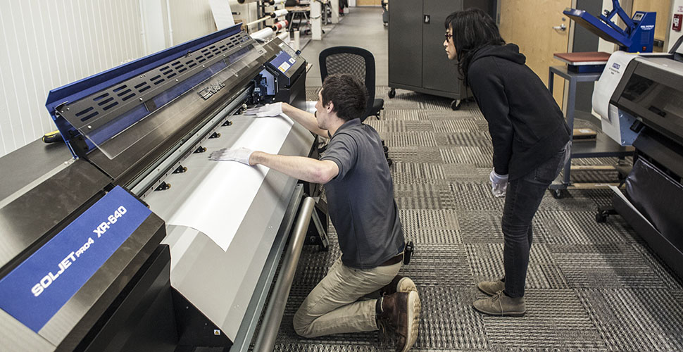 Ben Fries loading the Roland SOLJET pro4 XR-640